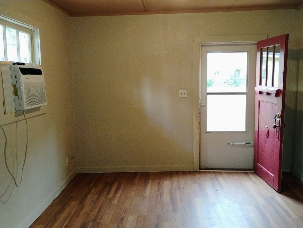 412 N Saint Augustine Dr - Photo 2 of 11