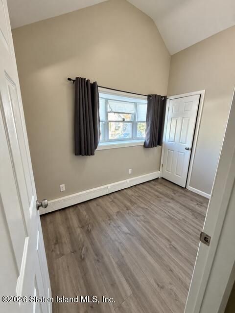 46 Seafoam St - Photo 6 of 9