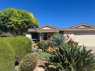2955 Cornelius Dr - Photo 2 of 7