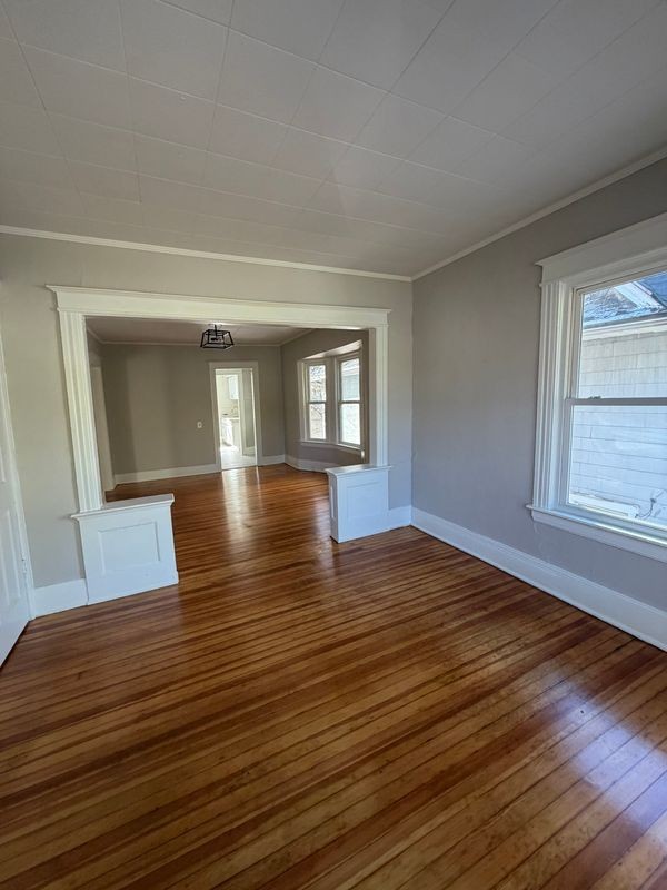 5 Sawyer St - Photo 3 of 12