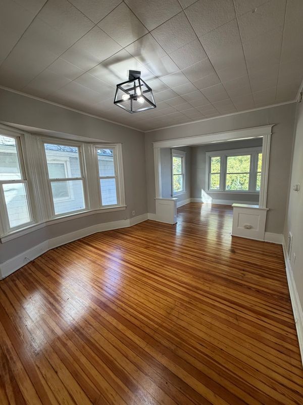 5 Sawyer St - Photo 4 of 12