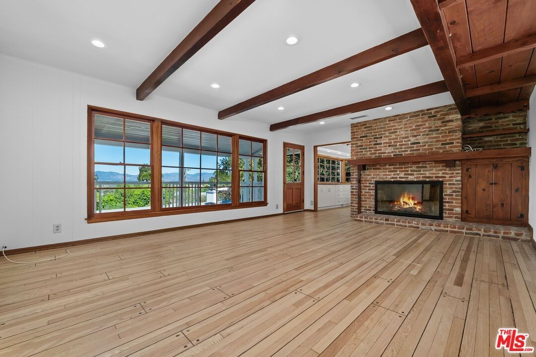 4037 Milaca Pl - Photo 3 of 38