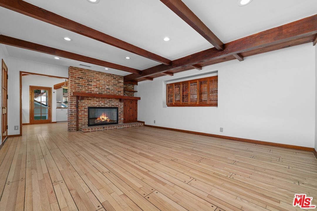 4037 Milaca Pl - Photo 4 of 38