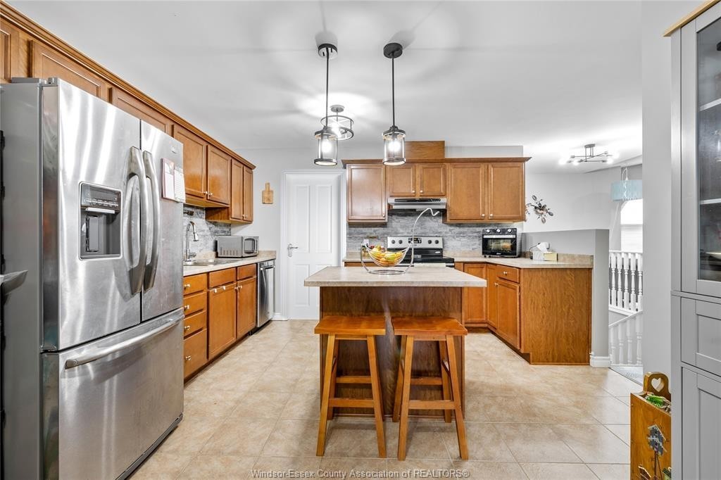 382 Marla Crescent - Photo 4 of 19