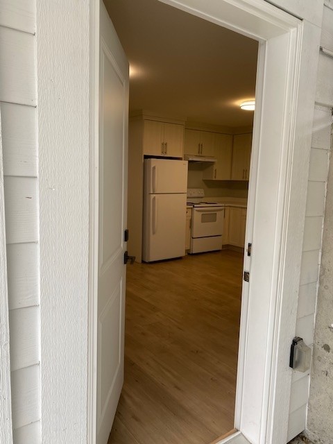 2800 165 Street - Photo 2 of 9