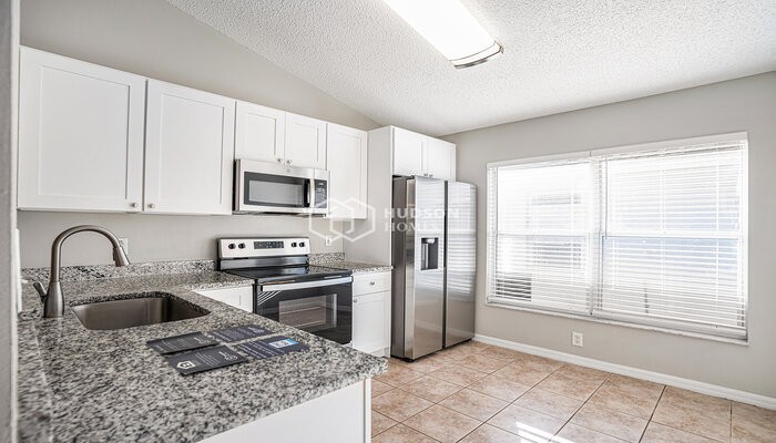 809 Cape Cod Cir - Photo 7 of 18