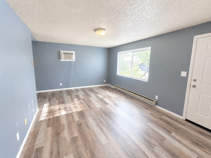 227 23rd Ave S - Photo 2 of 9