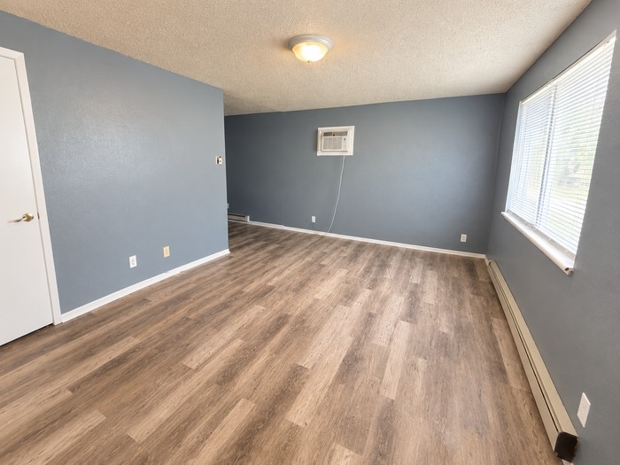 227 23rd Ave S - Photo 3 of 9