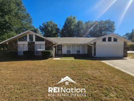featured image of 6170 Live Oak Cv