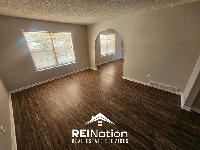 6170 Live Oak Cv - Photo 5 of 23