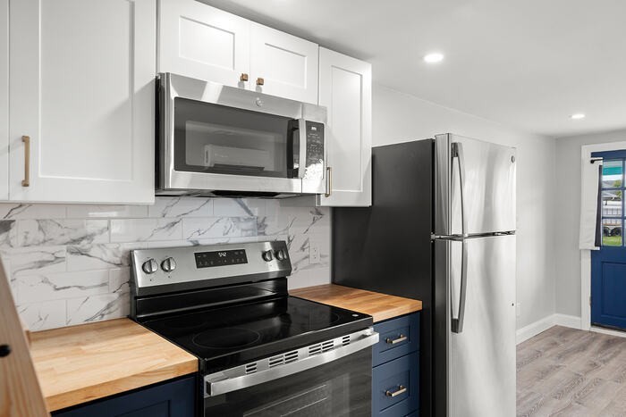 119 125th Ave #A - Photo 5 of 13