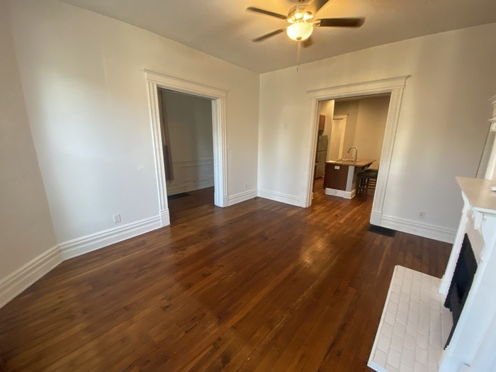 723 Columbia St - Photo 5 of 15