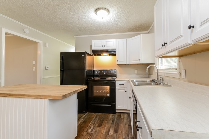 4301 Glenford Dr - Photo 4 of 11