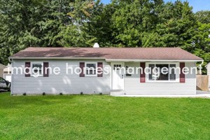 featured image of 5896 Suwanee Dr