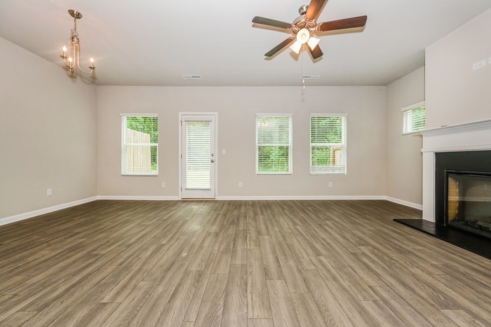 3413 Endurance Ct #7 - Photo 6 of 20