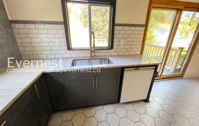 27844 Knickerbocker Rd - Photo 6 of 23