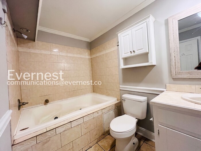 104 Pine Rd - Photo 6 of 18