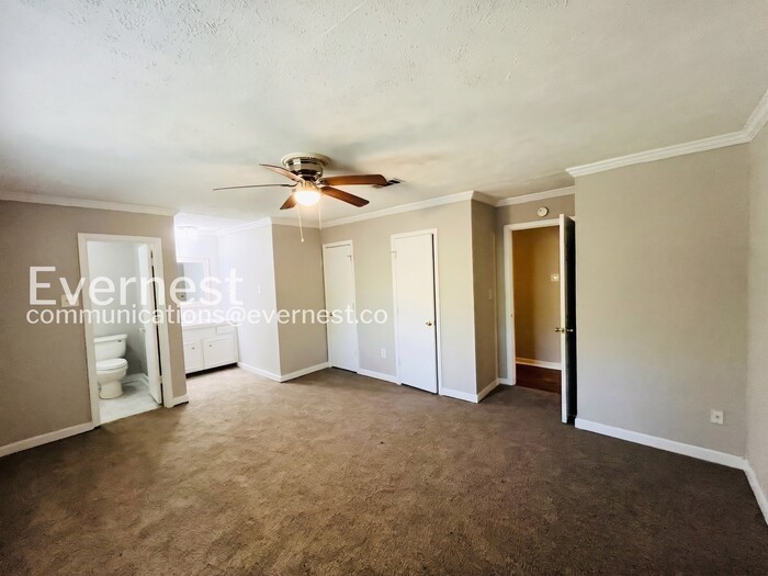 104 Pine Rd - Photo 7 of 18