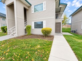 featured image of 525 Caribou Dr #D