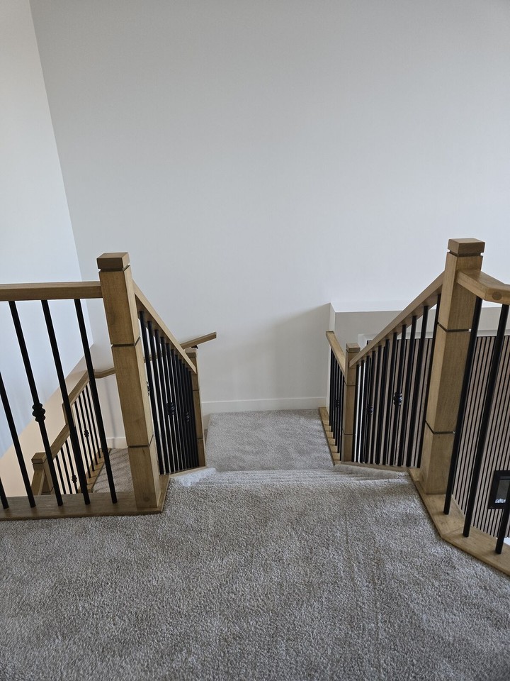 20438 15a Ave Nw - Photo 2 of 25