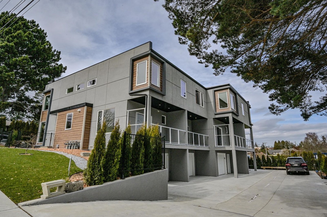 851 - 851 Lampson Street - Photo 2 of 30