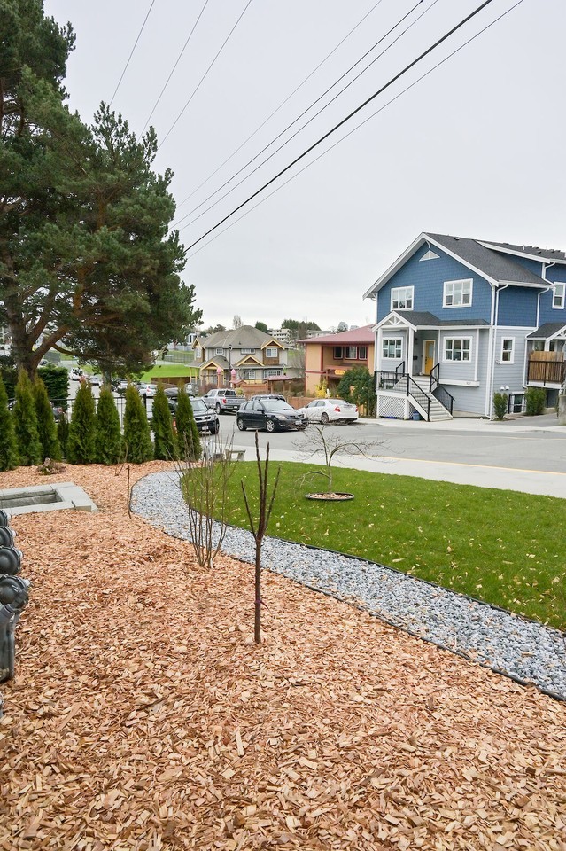 851 - 851 Lampson Street - Photo 3 of 30