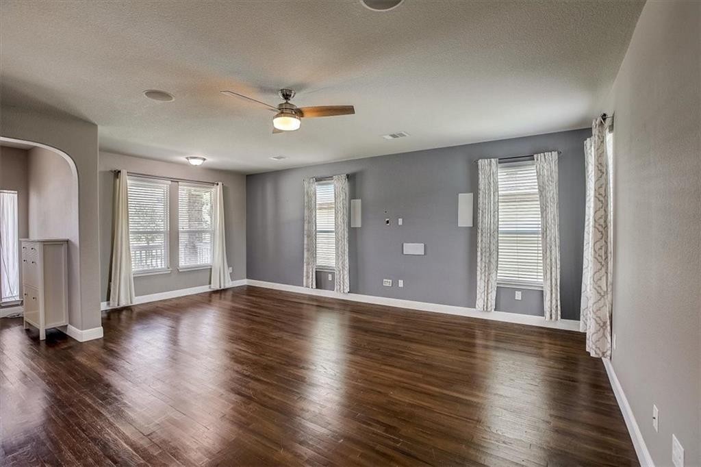 1121 Badlands Dr #NA - Photo 6 of 31