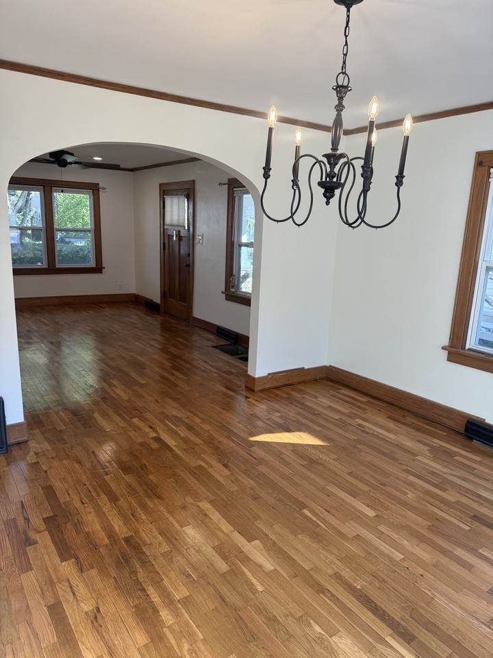 1259 Sw High Ave #NA - Photo 4 of 20