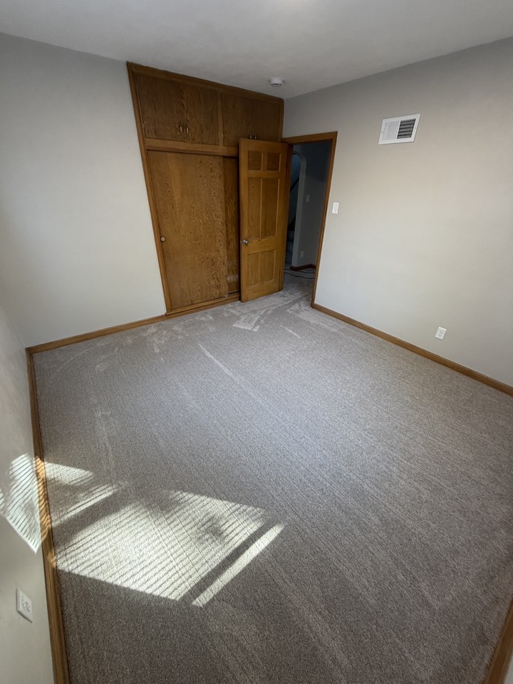 139 21st St Sw #NA - Photo 7 of 37