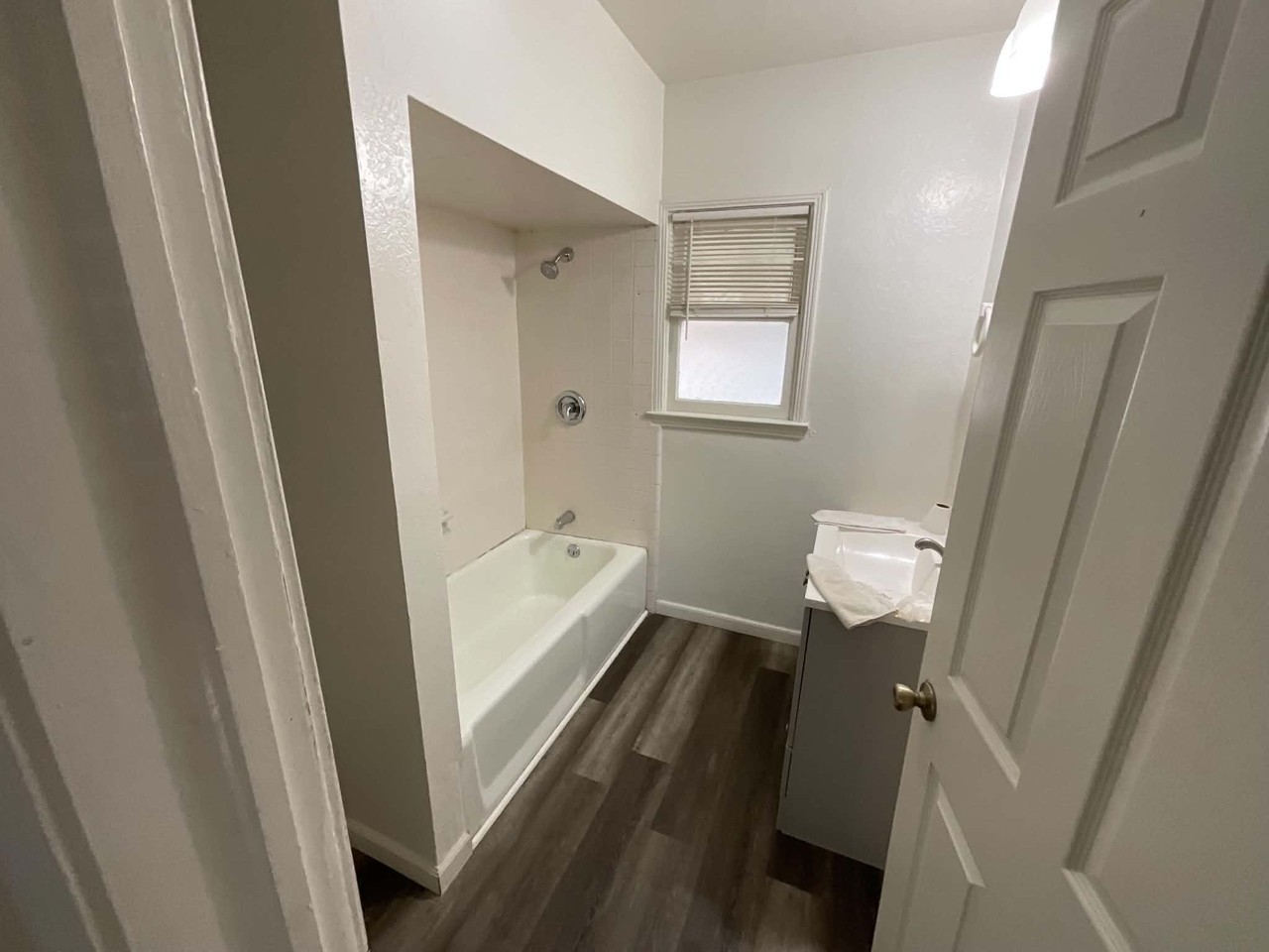 318 S Myrtle St #NA - Photo 7 of 10