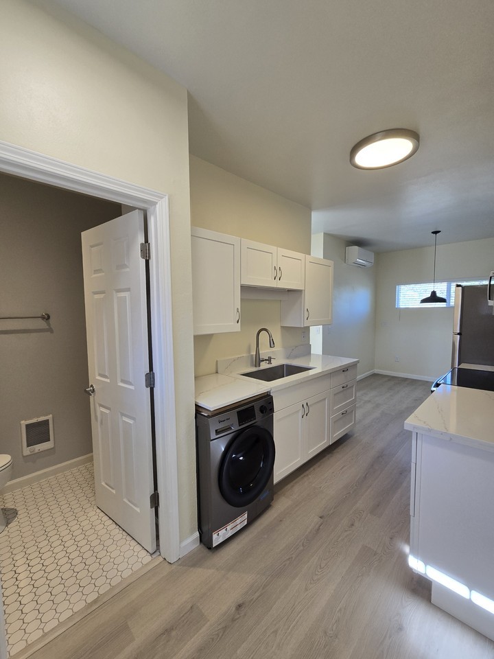 911 Bollen Cir #NA - Photo 7 of 16