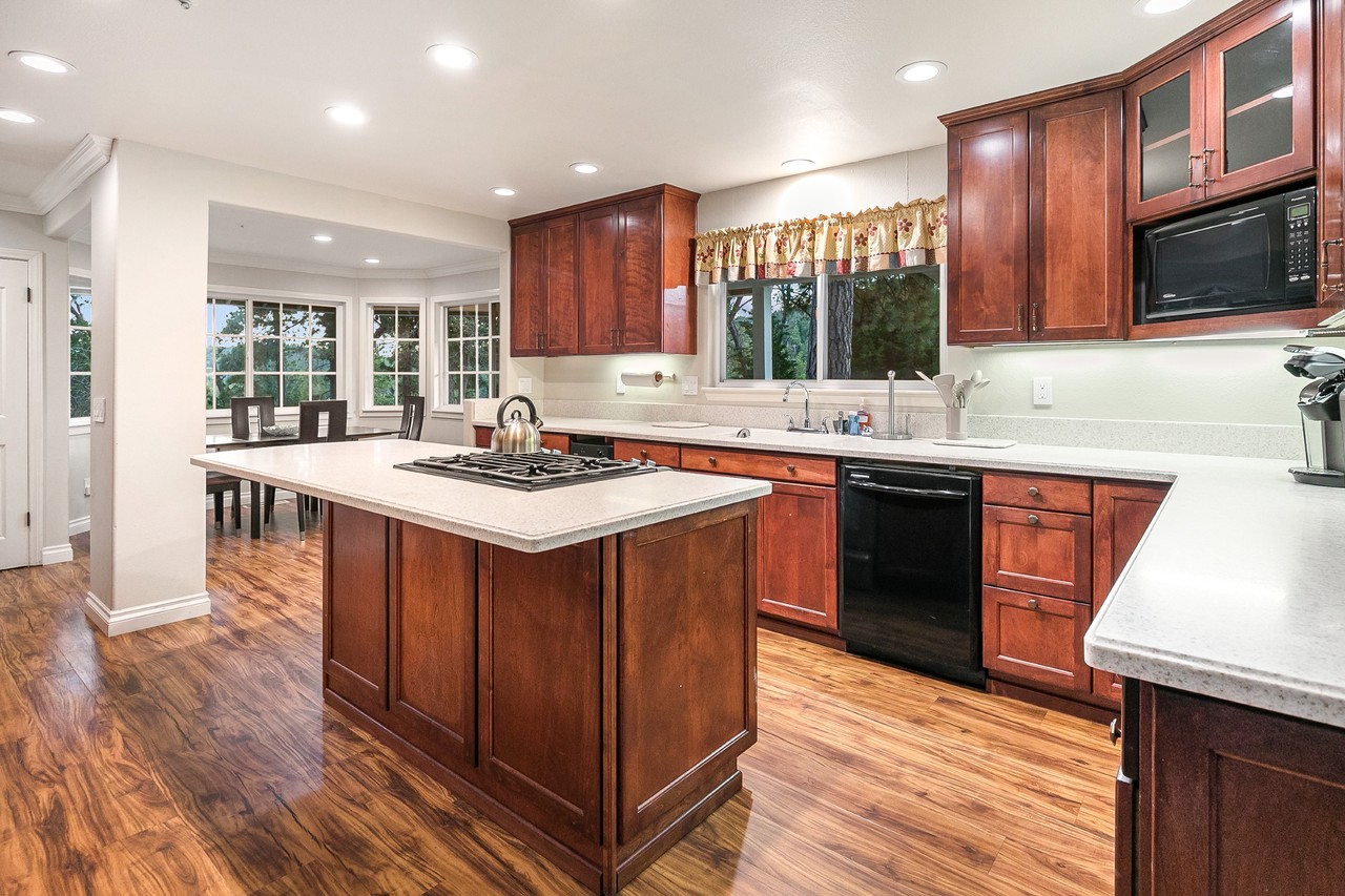 26316 Thunderbird Dr #NA - Photo 6 of 23