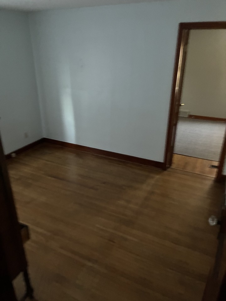 2736 Grand Ave - Photo 7 of 11
