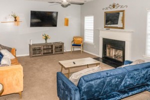 featured image of 660 Compton Ln #NA