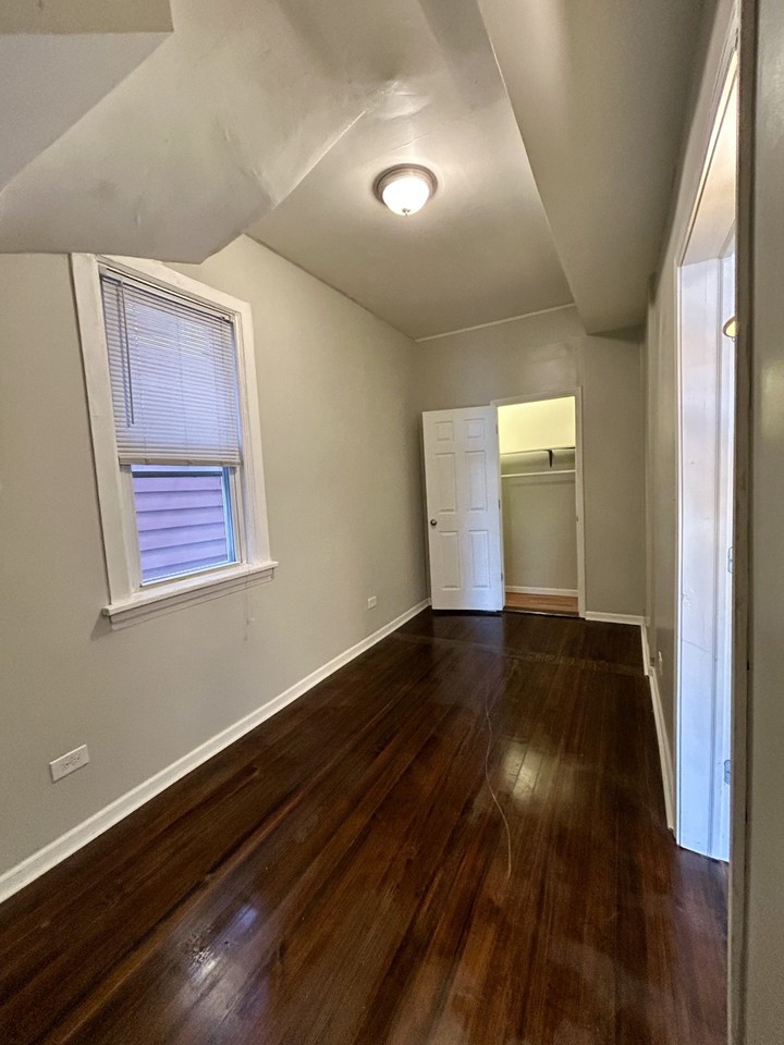 2955 N Gresham Ave #1 - Photo 6 of 15