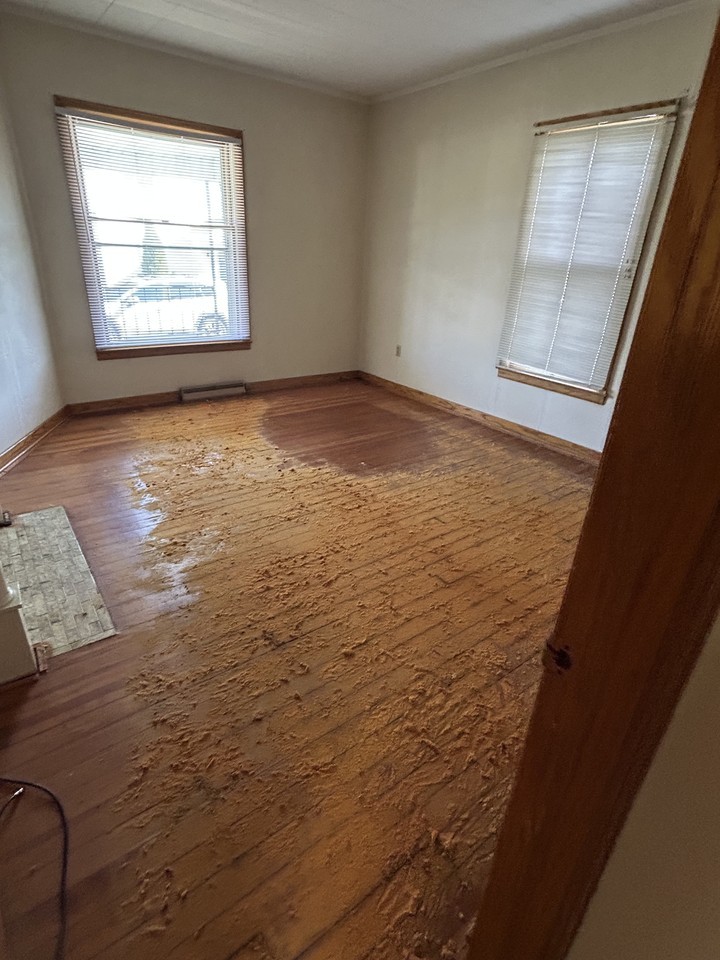 1629 Williams Ave #NA - Photo 3 of 9