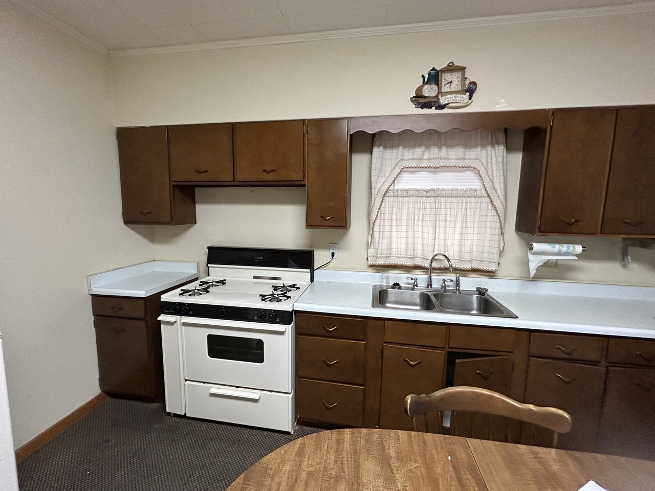 1629 Williams Ave #NA - Photo 4 of 9