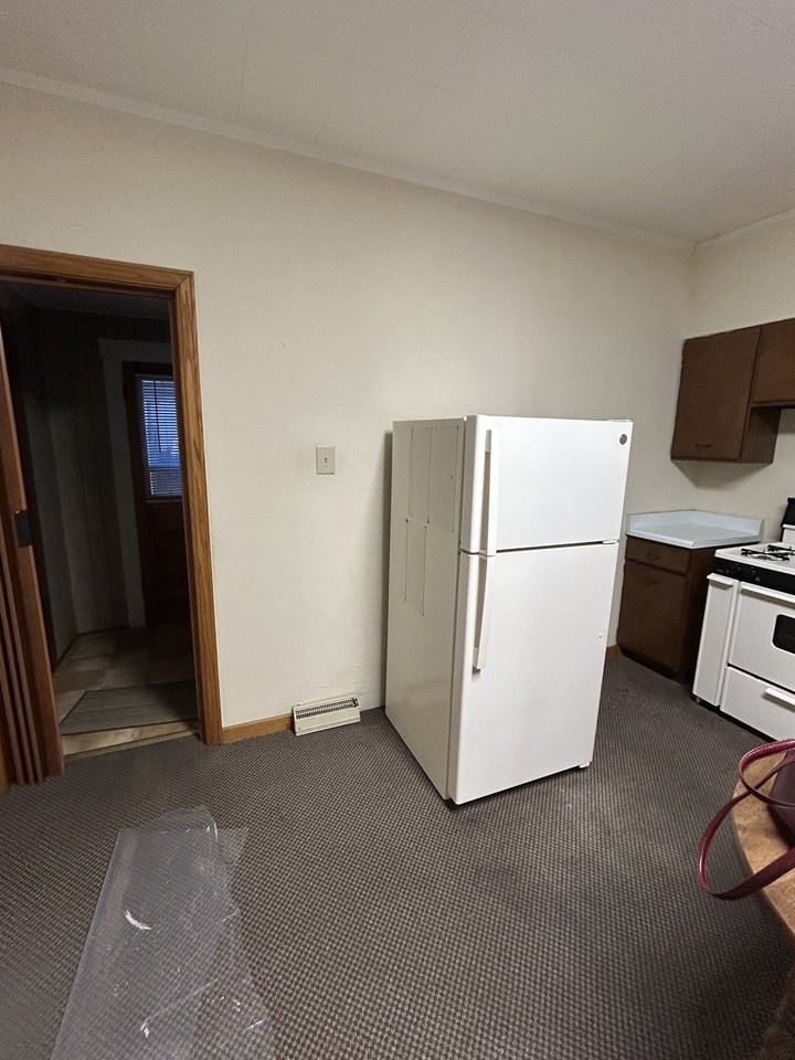 1629 Williams Ave #NA - Photo 6 of 9