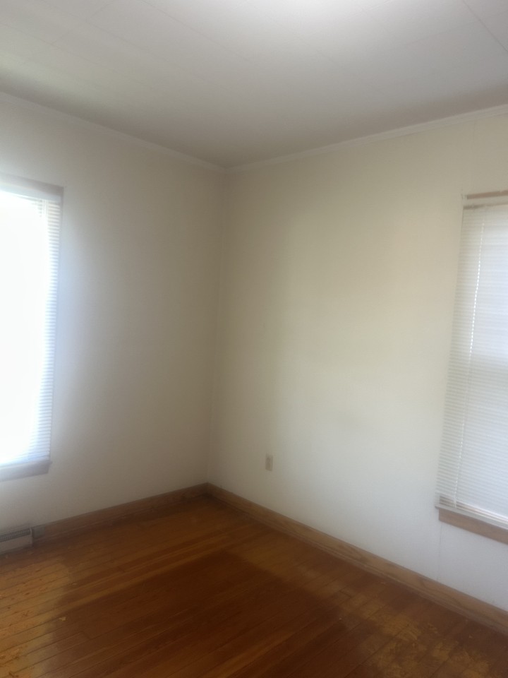 1629 Williams Ave #NA - Photo 7 of 9