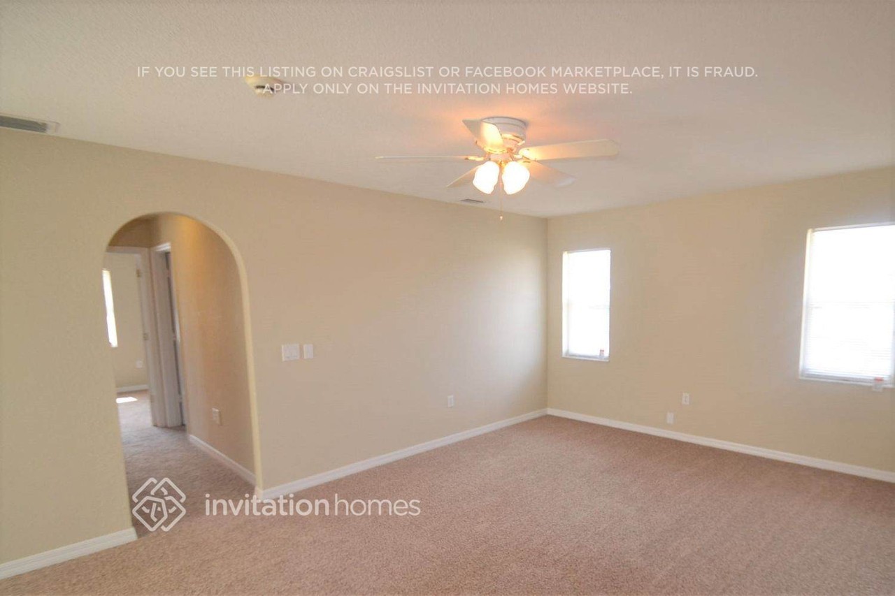 8591 W Price Blvd - Photo 5 of 12