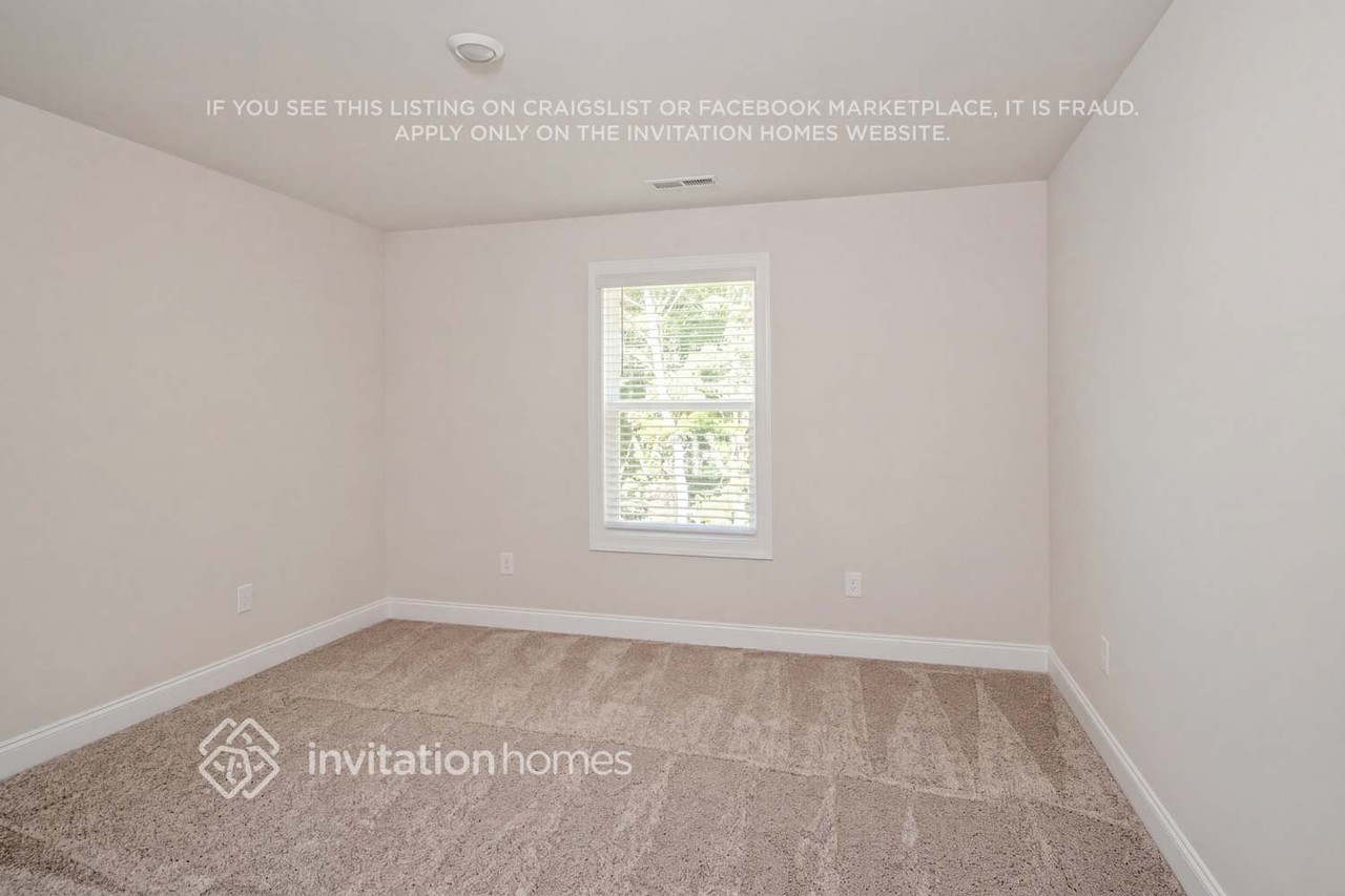 3322 Quintana Dr - Photo 6 of 22