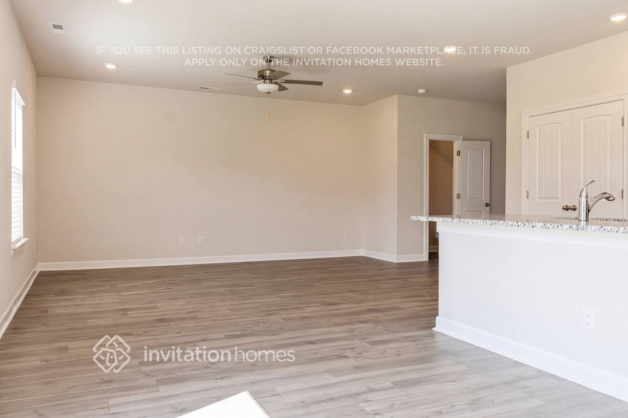 3420 Quintana Dr - Photo 3 of 19
