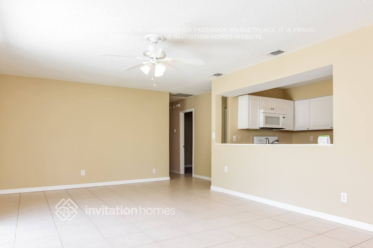 6951 Dalkeith Ave N - Photo 6 of 18