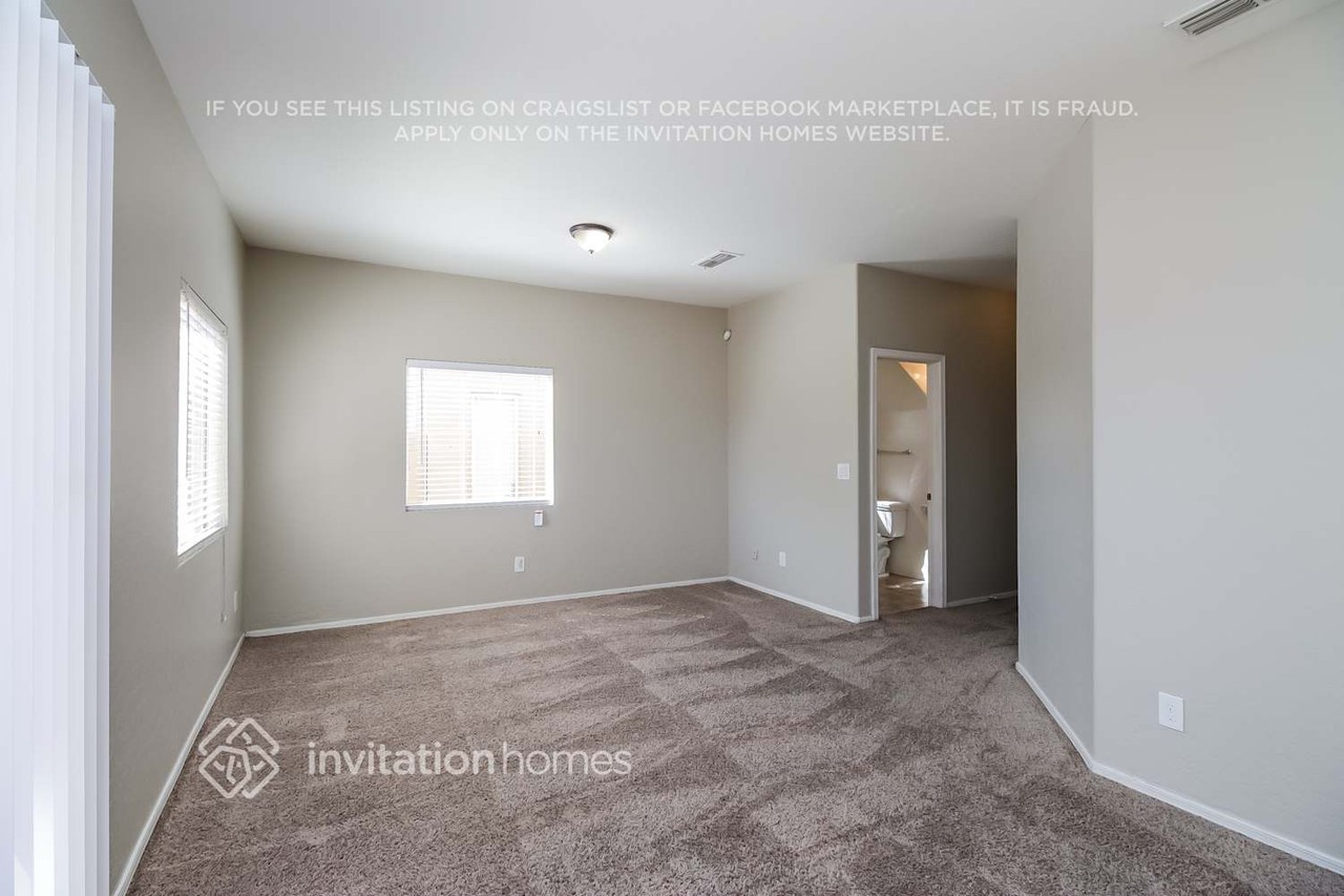 3833 W Oregon Ave - Photo 7 of 19