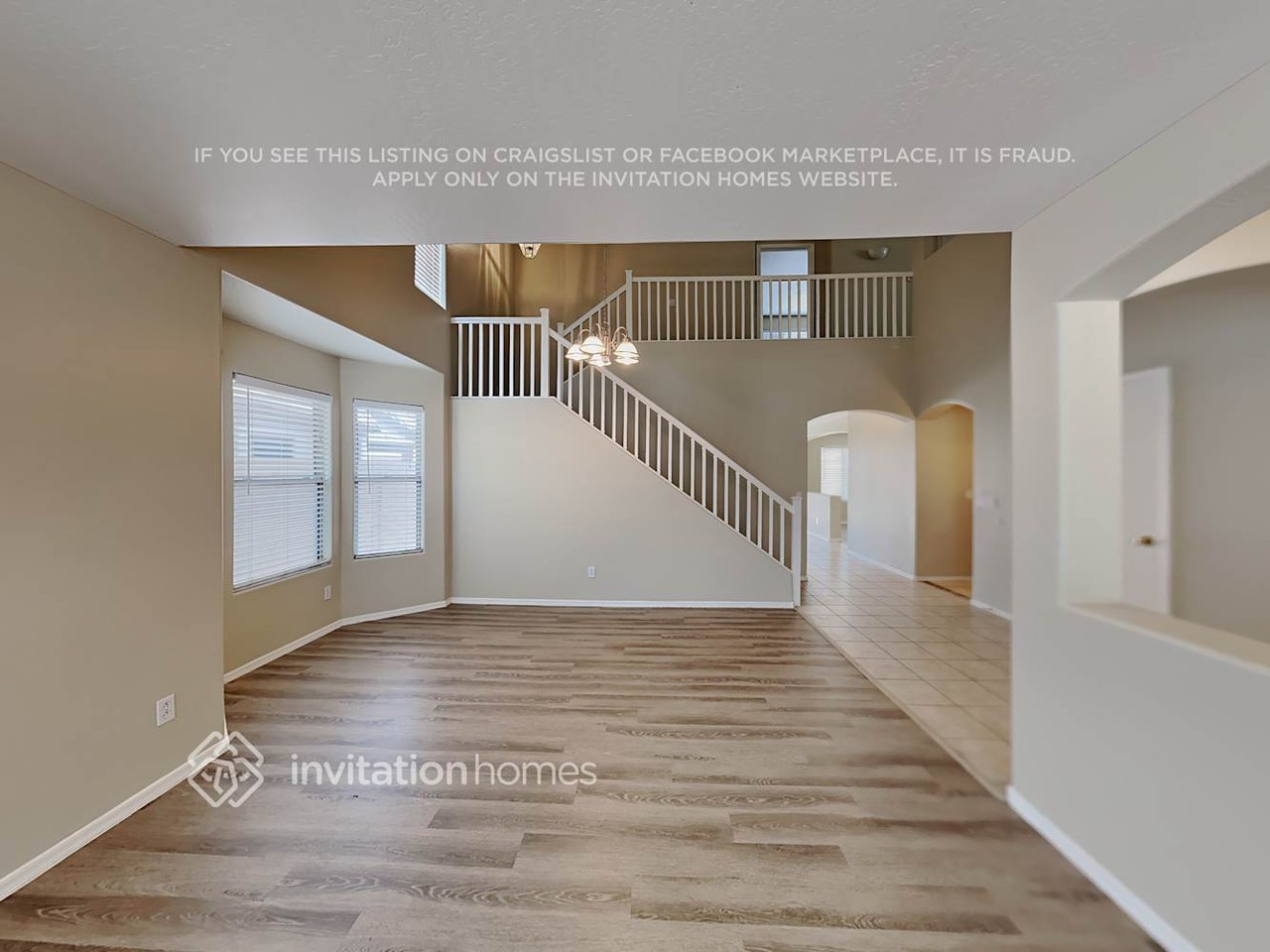 17187 W Ashley Dr - Photo 5 of 15