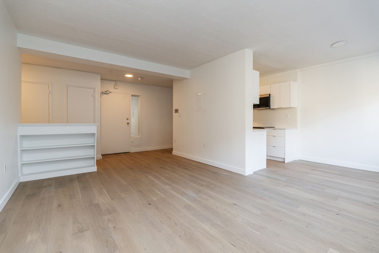 5 Mallory Gardens - Photo 5 of 17