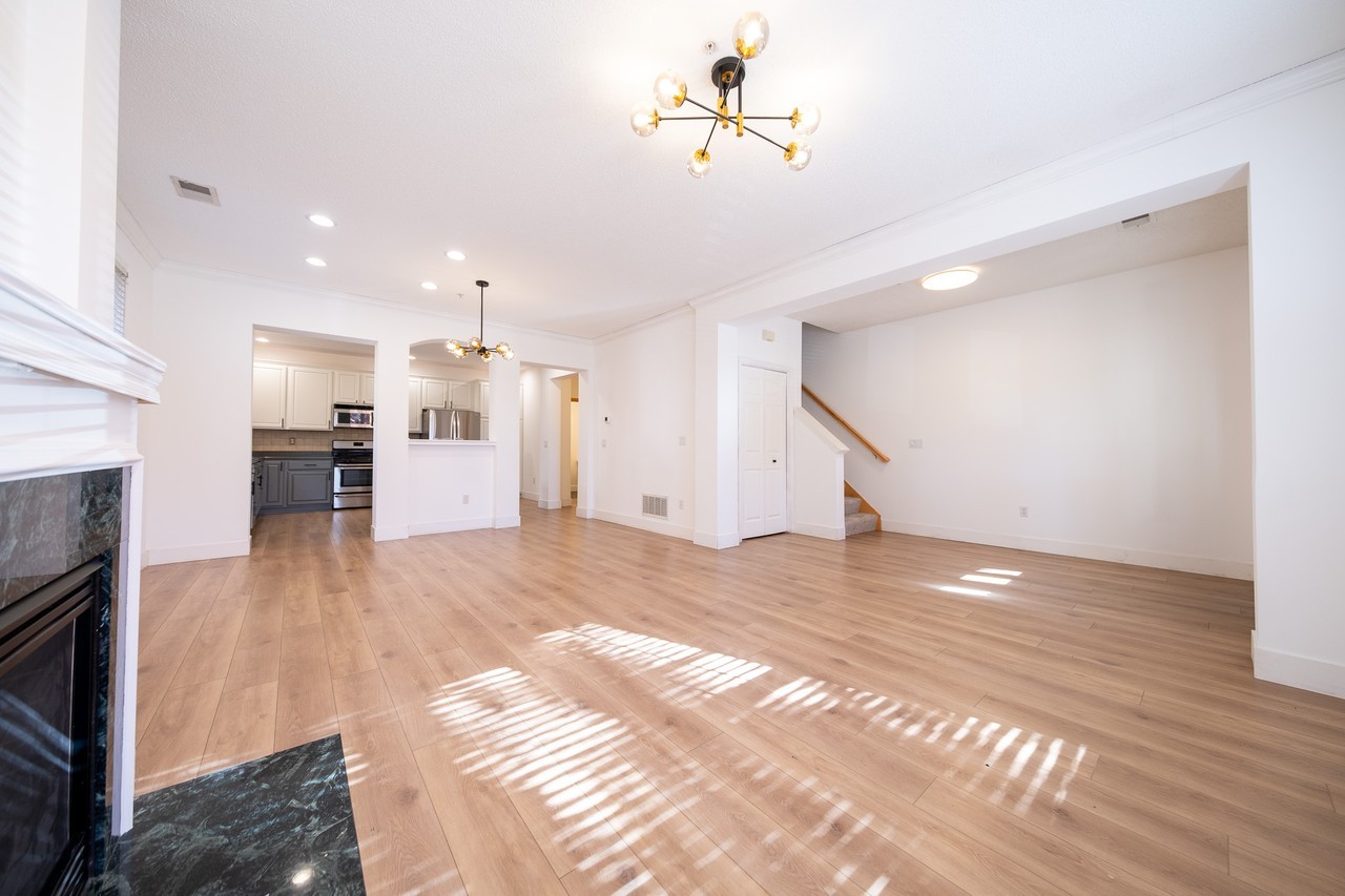 11345 Stratton Ave #100 - Photo 3 of 23
