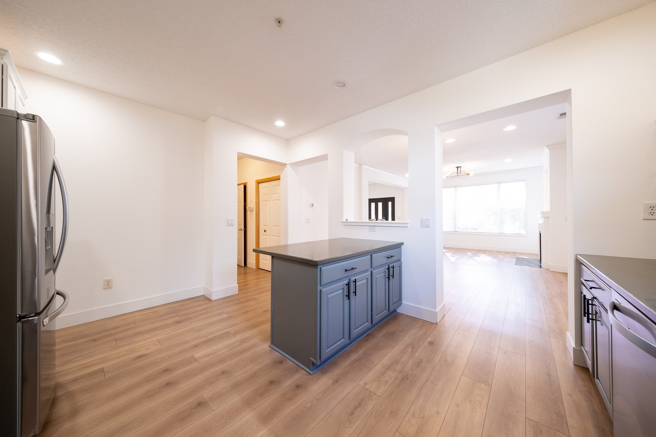 11345 Stratton Ave #100 - Photo 6 of 23