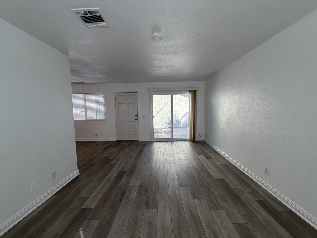 1102 W Ralston St #B - Photo 2 of 21
