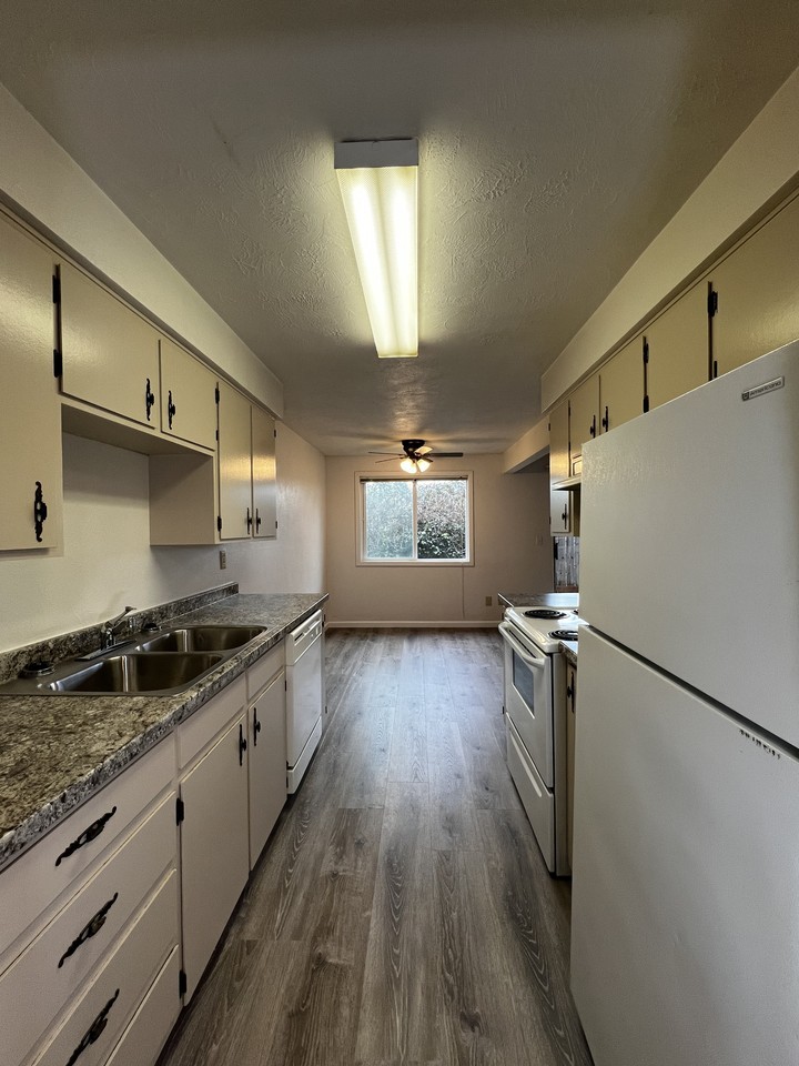 3524 Sandra Ave N #27 - Photo 2 of 11